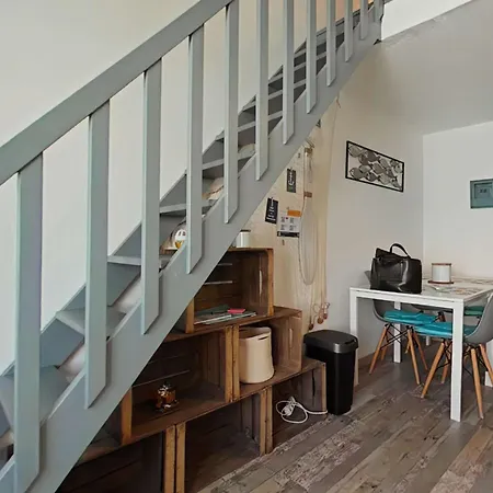 Mezzanine Lumineux Avec Wifi, Idealement Situe, 4 Couchages, A 250m De La Et Du Port - Fr-1-224b-99 Noirmoutier-en-l'Ile