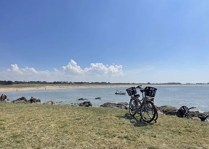 Mezzanine Lumineux Avec Wifi, Idéalement Situé, 4 Couchages, à 250m De La Et Du Port - Fr-1-224b-99 Appartement Noirmoutier-en-l'Île